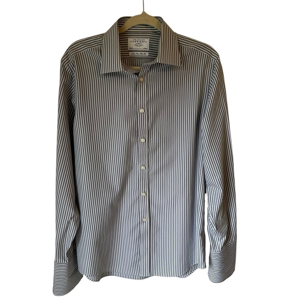 Charles Tyrwhitt Non Iron Slim Fit Gray & White Striped Button Down Shirt 16/34